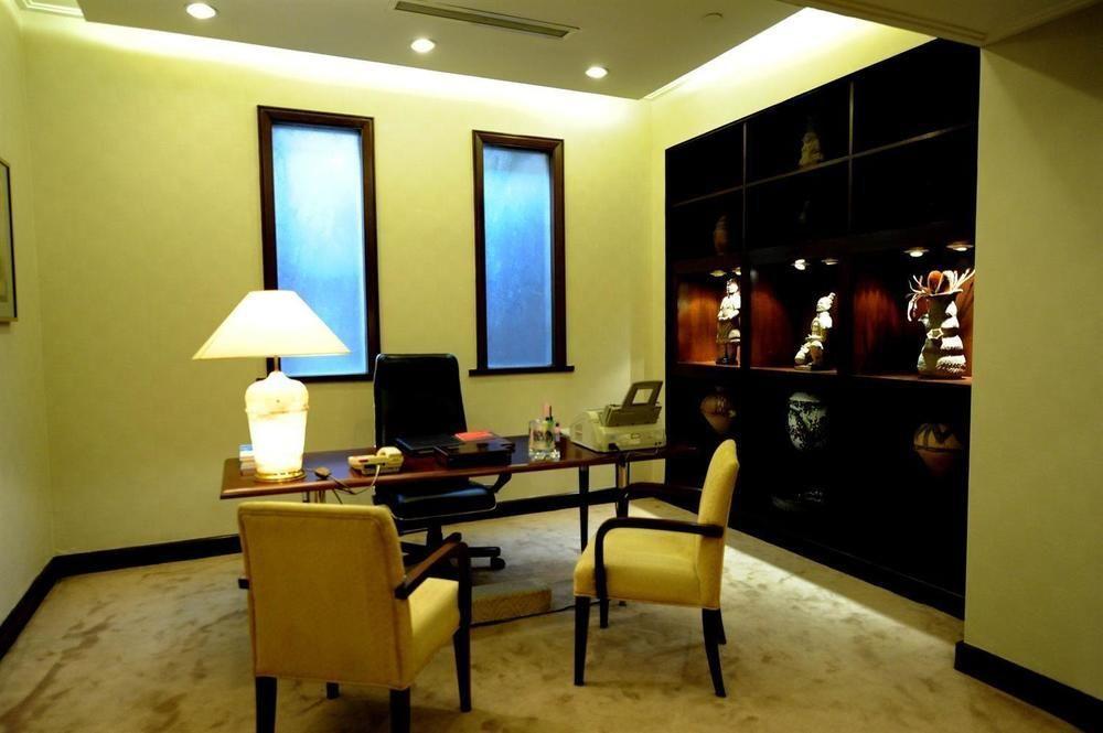 Yun-Zen Jinling World Trade Plaza Hotel Шицзячжуан Екстер'єр фото