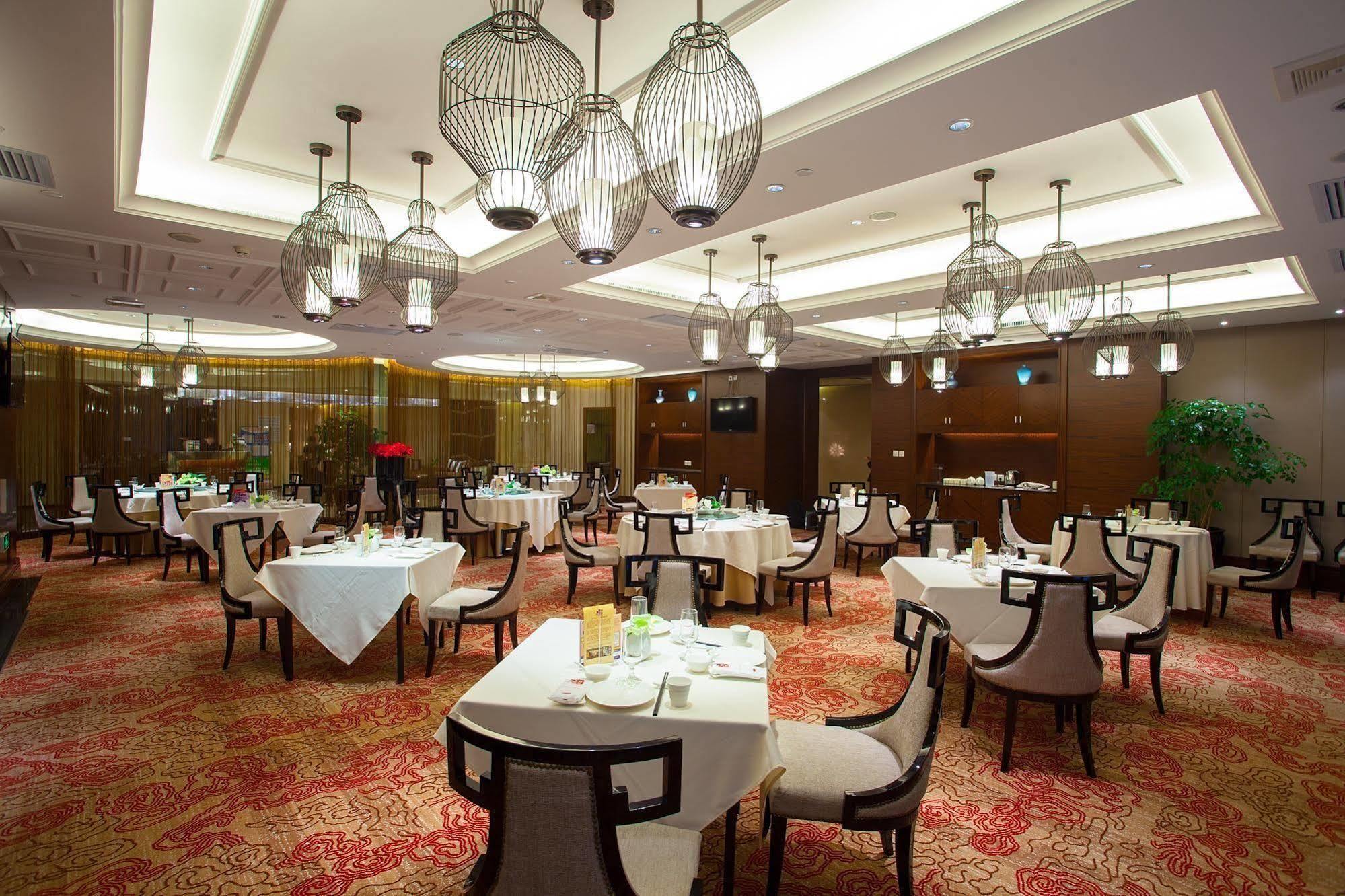 Yun-Zen Jinling World Trade Plaza Hotel Шицзячжуан Екстер'єр фото