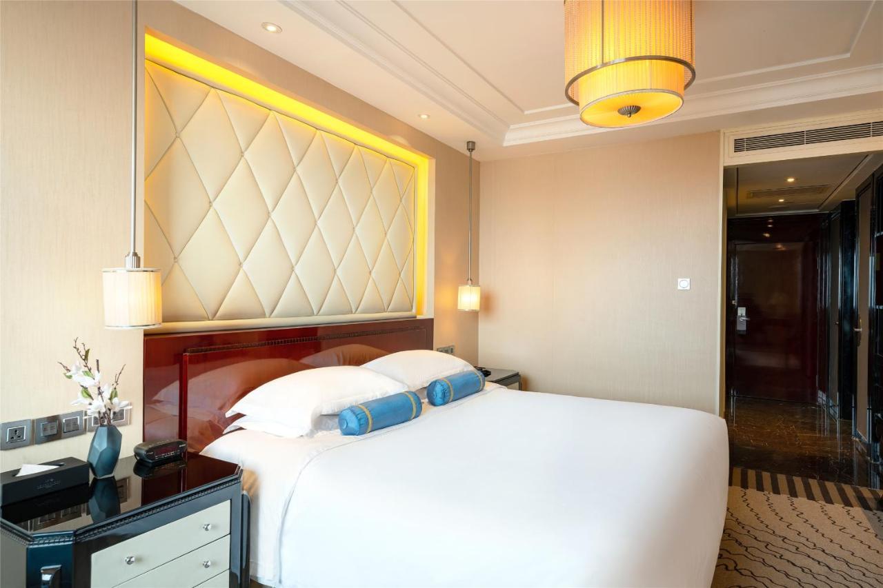 Yun-Zen Jinling World Trade Plaza Hotel Шицзячжуан Екстер'єр фото